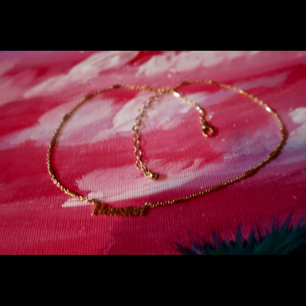 Gold Chain - Picture 4 of 4